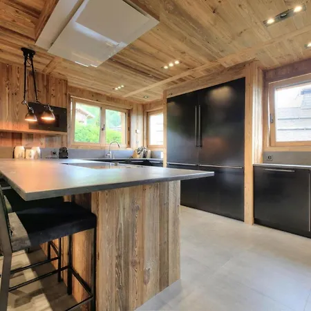Maison Beaurepaire Holiday home