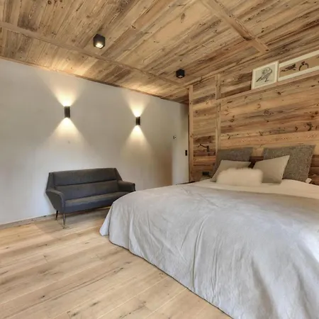Maison Beaurepaire Holiday home